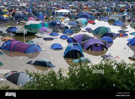 The Glastonbury Festival 2005: A Celebration of Music and Counterculture Legacy