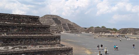 The Fall of Teotihuacan: A Mesoamerican Metropolis Crumbles Under Mysterious Circumstances