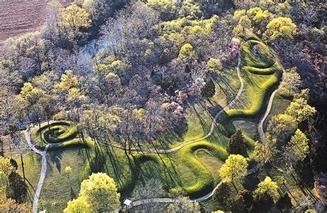 The Great Serpent Mound Construction: A Monumental Feat of Pre-Columbian Astronomy and Religious Symbolism in the Ohio Valley