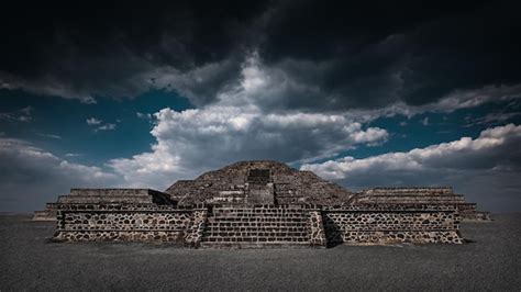 The Teotihuacan Uprising; A Dramatic Shift in Mesoamerican Political and Social Landscape